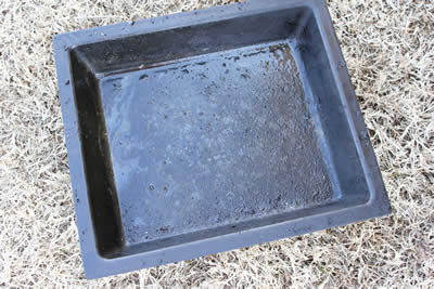 Empty water pan