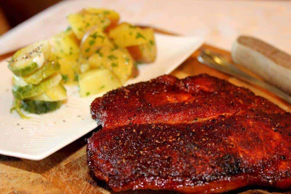 Apple Smoked Boneless Pork Chops 093 1000x667