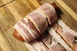 Roll chicken breast to wrap in bacon