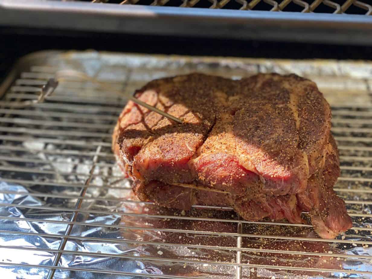 Pulled Chuck Roast with Grilled Onions Learn to Smoke Meat with Jeff Phillips