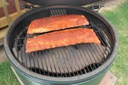 Ribs on grate