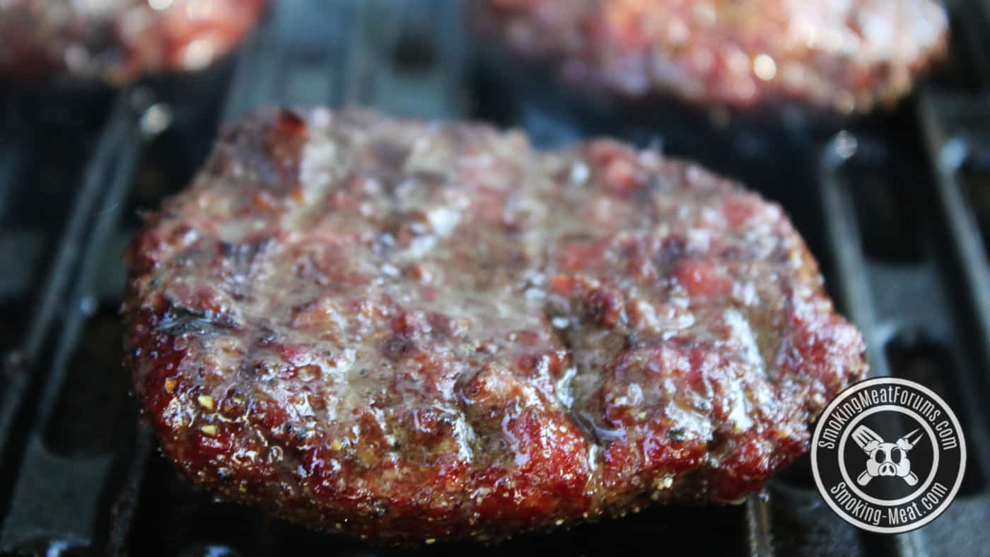 Using a Meat Thermometer to Cook Perfect Steaks & Burgers, Beef Loving  Texans