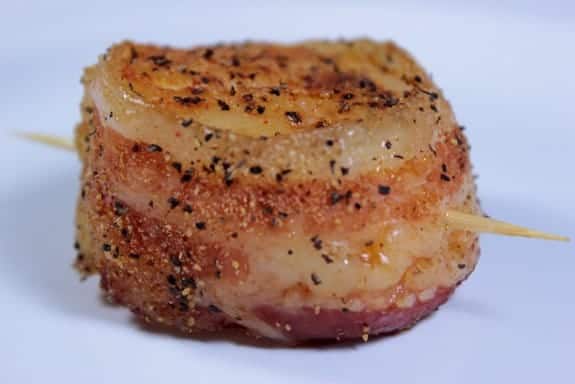  smoked -bacon-wrapped-scallops21-575 384-9 Learn to Smoke 