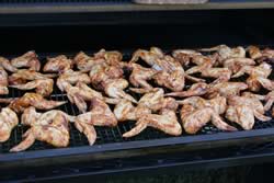 lay chickene wings on grate of smoker